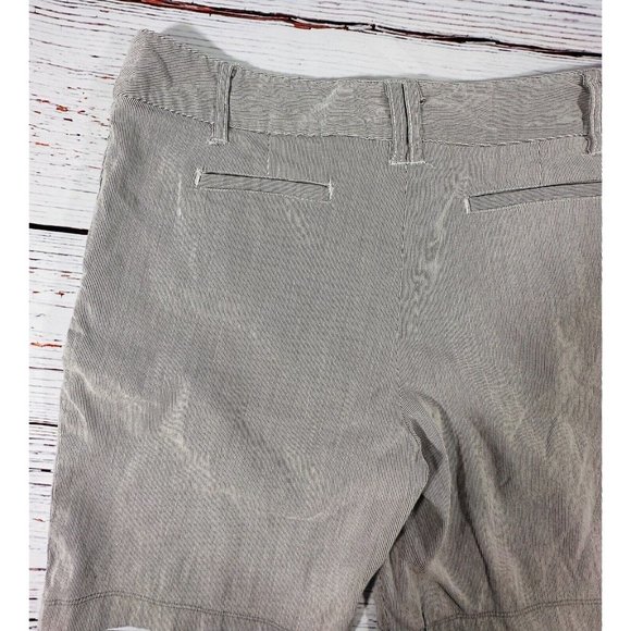 Grace Elements Bermuda Shorts Size 14 Tan White Stripes Cotton Nautical Pockets - Picture 8 of 10